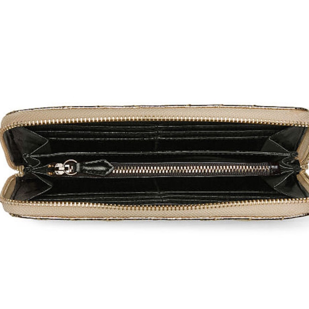 NEW Victoria's Secret V Quilted Continental Wallet - Picture 6 of 12